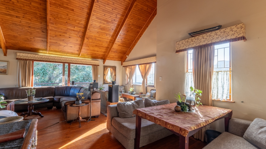 4 Bedroom Property for Sale in Brenton On Sea Western Cape